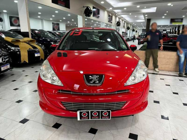 peugeot-207-14-xr-8v-2013-big-11