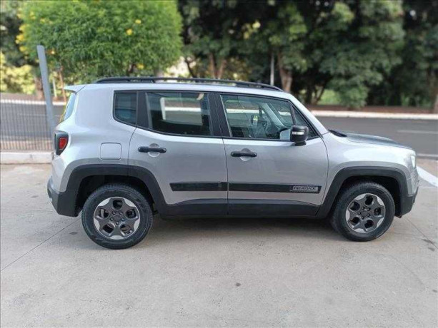 jeep-renegade-18-16v-big-10