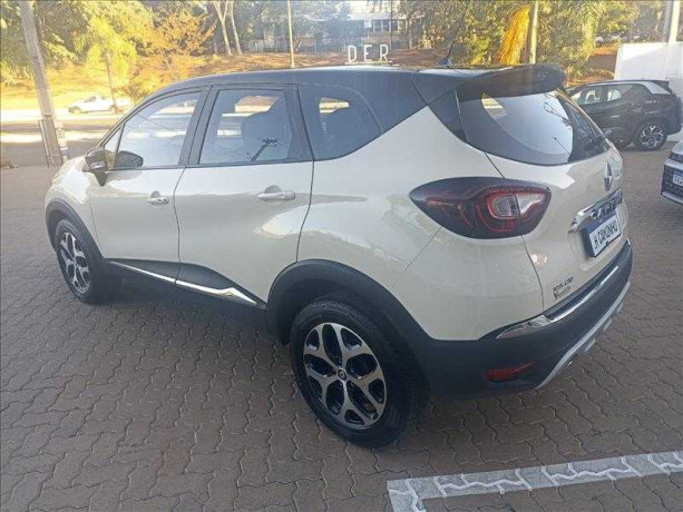 renault-captur-16-16v-sce-intense-big-7