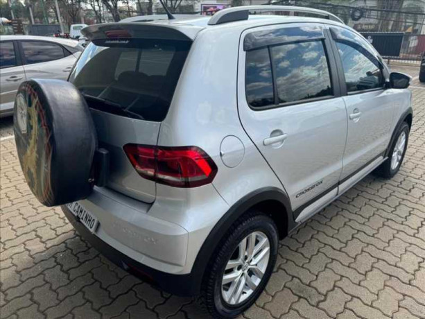 volkswagen-crossfox-16-msi-16v-big-8