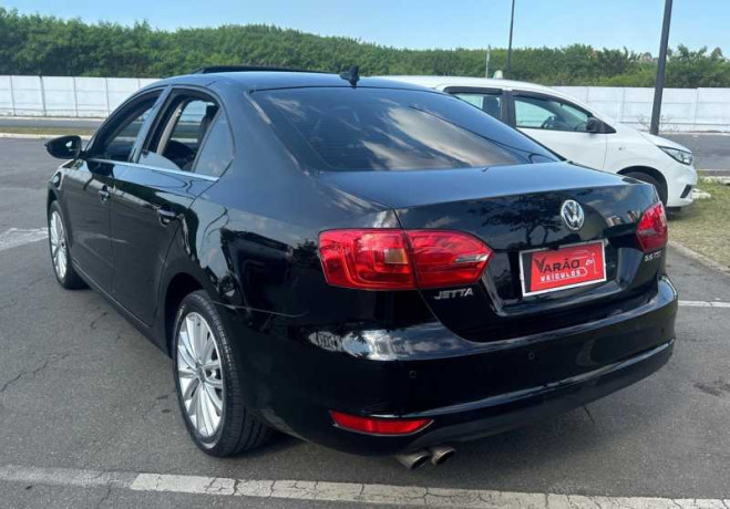 volkswagen-jetta-20-tsi-highline-211cv-2014-big-18