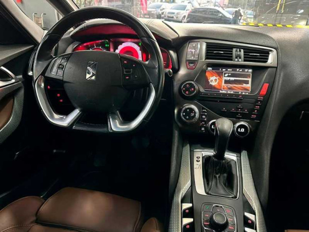 citroen-ds5-16-thp-bva-2014-big-7