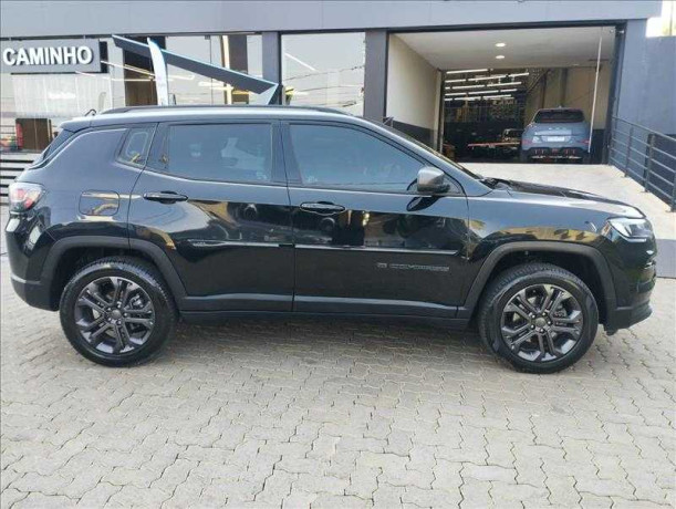 jeep-compass-13-t270-turbo-longitude-80-anos-big-13