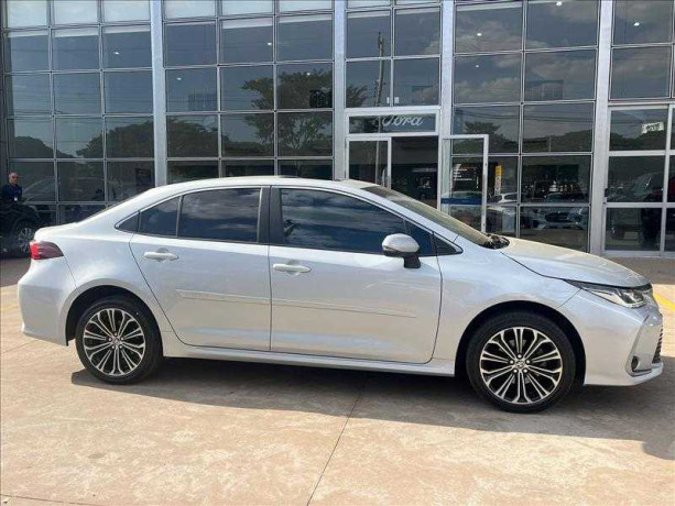 toyota-corolla-20-vvt-ie-altis-big-6