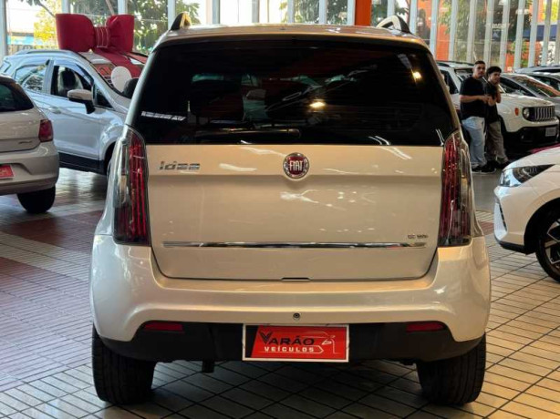 fiat-idea-16-mpi-essence-16v-2014-big-17