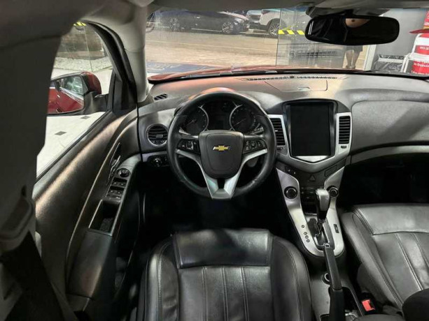 chevrolet-cruze-18-lt-sport6-16v-2012-big-8