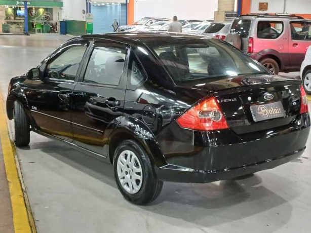 ford-fiesta-16-mpi-class-sedan-8v-2010-big-10