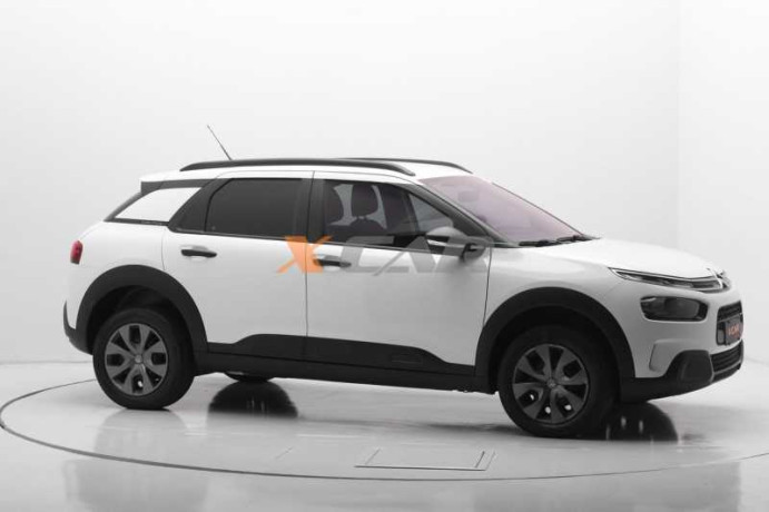 citroen-c4-cactus-16-vti-120-live-eat6-2022-big-0