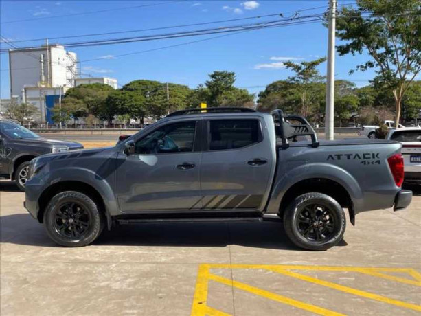 nissan-frontier-23-16v-turbo-attack-cd-4x4-big-5