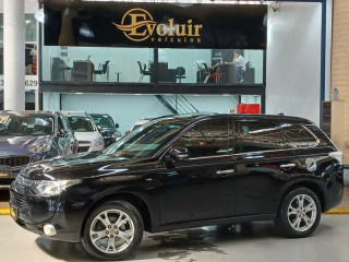 MITSUBISHI OUTLANDER 3.0 GT 4X4 V6 24V 2014