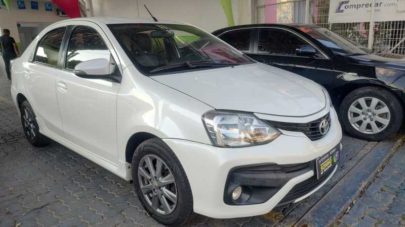 toyota-etios-15-xls-sedan-16v-2018-big-6