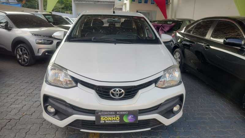 toyota-etios-15-xls-sedan-16v-2018-big-4