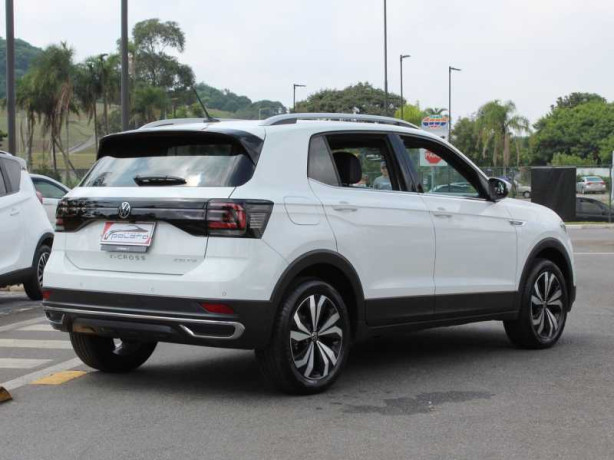 volkswagen-t-cross-14-250-tsi-highline-2022-big-17