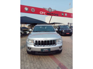 JEEP GRAND CHEROKEE 3.6 LAREDO 4X4 V6 24V 2012