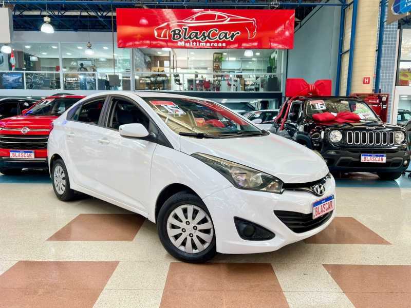 HYUNDAI HB20S 1.6 COMFORT PLUS 16V 2015