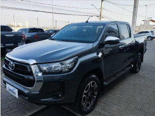 TOYOTA  HILUX   2.8 D-4d Turbo CD SRV 4X4 