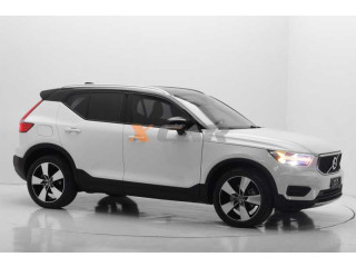 VOLVO XC40 2.0 T5 MOMENTUM AWD 2018