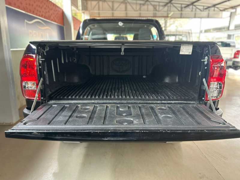 TOYOTA HILUX 2.8 SR 4X4 CD 16V 2019