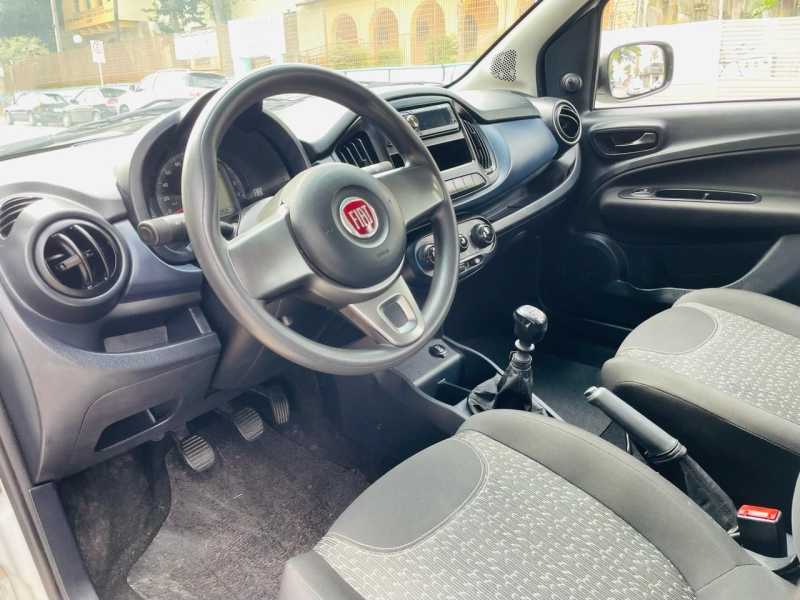 FIAT UNO 1.0 FIRE ATTRACTIVE 2021