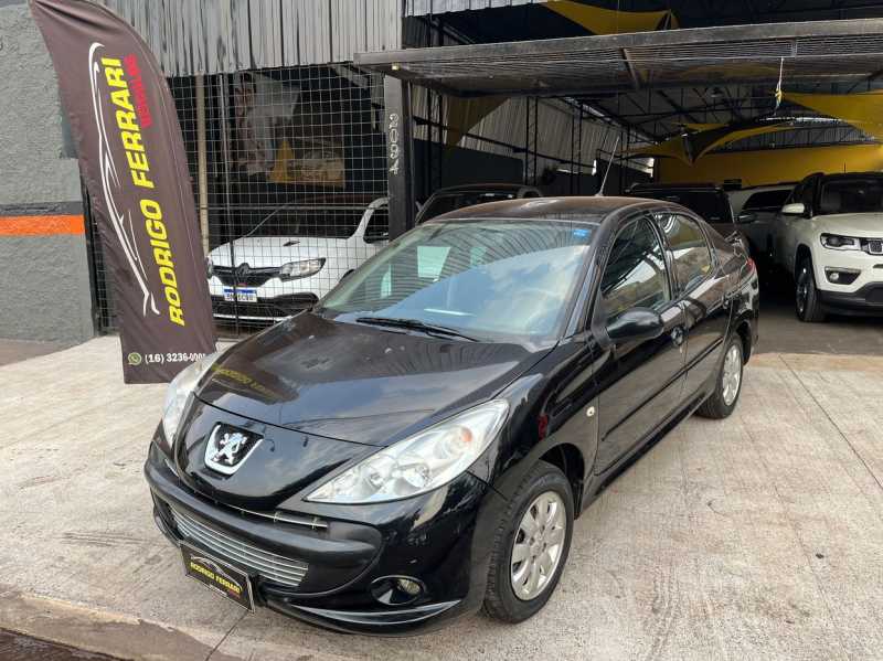 PEUGEOT 207 1.4 XR PASSION 8V 2011