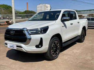 TOYOTA  HILUX   2.8 D-4d Turbo CD SRX 4X4 