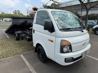 HYUNDAI HR 2.5 LONGO SEM CAÇAMBA 4X2 16V 130CV TURBO INTERCOOLER 2017