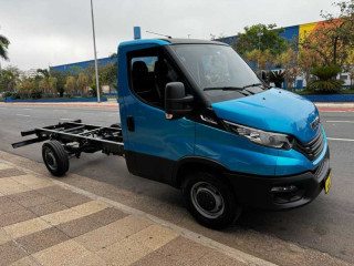 IVECO DAILY 3.0 HPI 35S14 CHASSI HD 2023