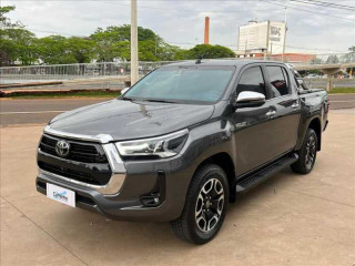 TOYOTA  HILUX   2.8 D-4d Turbo CD SRX 4X4 