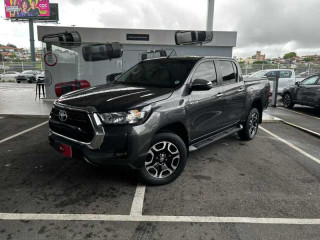 TOYOTA HILUX 2.8 D-4D TURBO CD SRX 4X4 2022