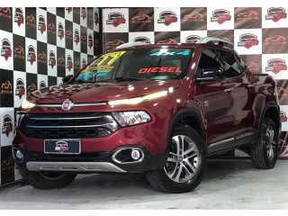 FIAT TORO 2.0 16V TURBO VOLCANO 4WD AT9 2017