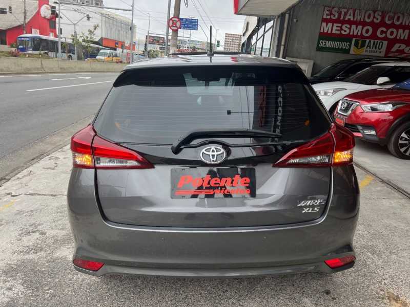 TOYOTA YARIS 1.5 16V XLS CONNECT MULTIDRIVE 2022