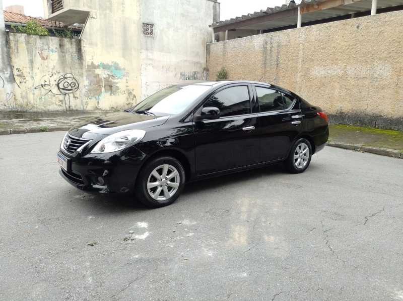 NISSAN VERSA 1.6 SL 16V 2014