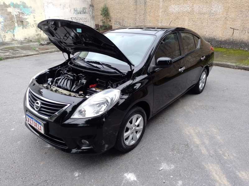 NISSAN VERSA 1.6 SL 16V 2014